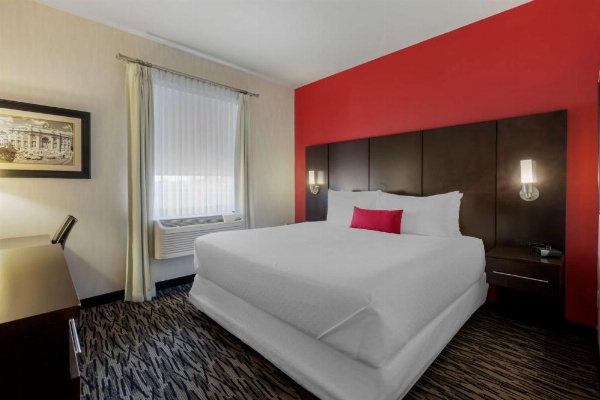 C Hotel By Carmen's, BW Premier Collection image 18