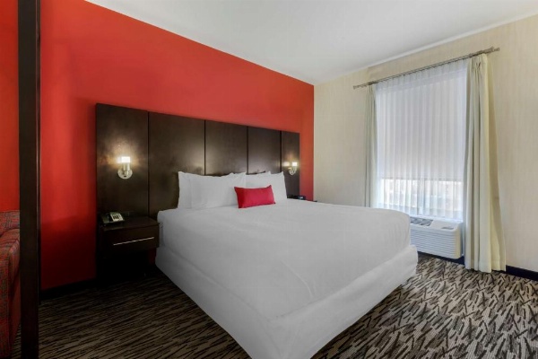 C Hotel By Carmen's, BW Premier Collection image 21